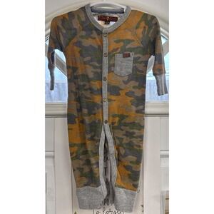 7 For All Mankind Romper Baby Boys 0/3m Months Camo Long‎ Sleeve